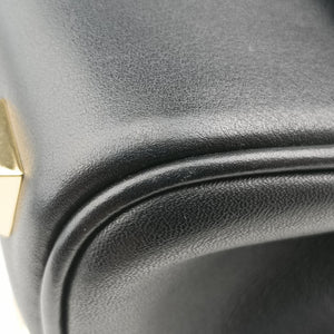 Pre-owned Ferragamo Studio Black Leather shoulderbag | stylenewstar