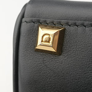 Pre-owned Ferragamo Studio Black Leather shoulderbag | stylenewstar
