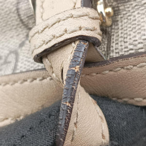 Pre-owned Gucci Microguccissima Beige PVC coated canvas×leather 309613 handbag | stylenewstar