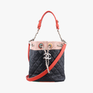Pre-owned Chanel Drawstring Matelasse Multicolour lambskin A93730 shoulderbag | stylenewstar