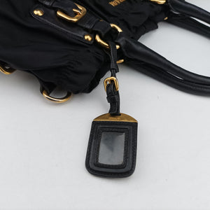 Secondhand Prada Gaufre Black Nylon BR4259 shoulderbag | stylenewstar