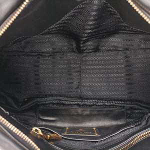 Pre-owned Prada Vitello Daino Logo Black Leather BN1903 shoulderbag | stylenewstar