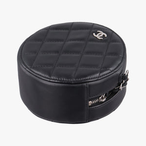 Pre-owned Chanel Matelasse Round Black lambskin AP0245 shoulderbag | stylenewstar