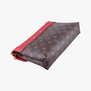 Secondhand Louis Vuitton PALLAS Chain Brown×CERISE Monogram Canvas×calf leather M41201 shoulderbag | stylenewstar