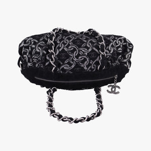 Vintage Chanel Interlocking CC Chain Motif Black Cotton Canvas interwoven A29996 shoulderbag | stylenewstar
