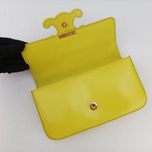 Pre-owned Celine Triomphe Chain Yellow Leather shoulderbag | stylenewstar