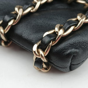 Pre-owned Chanel Tech Me Out phone case Black lambskin AP1161 shoulderbag | stylenewstar