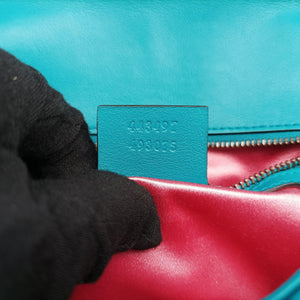 Pre-owned Gucci GG Marmont Blue velour 443497 shoulderbag | stylenewstar