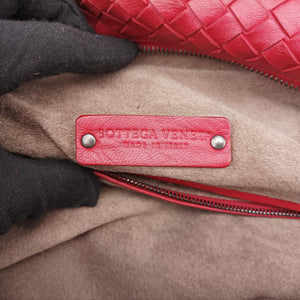 Secondhand Bottega Veneta Intrecciato Red lambskin handbag | stylenewstar