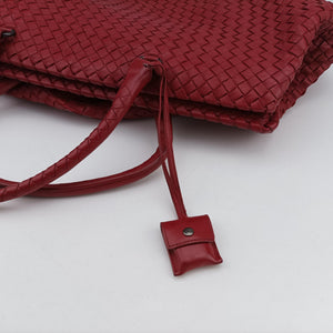 Secondhand Bottega Veneta Intrecciato Red lambskin handbag | stylenewstar