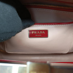 Secondhand Prada Pyramid Red Patent Leather BL0808 handbag | stylenewstar