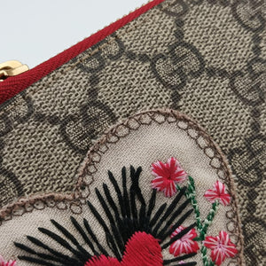 Secondhand Gucci GG Supreme Heart Chain Pochette Beige×red PVC coated canvas 456866 handbag | stylenewstar