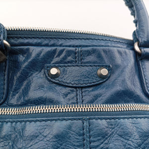Pre-owned Balenciaga Giant City Blue Lambskin shoulderbag | stylenewstar