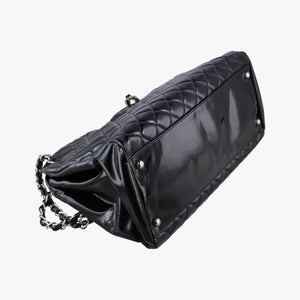 Pre-owned Chanel Mademoiselle Bowling Black Patent leather A50558 shoulderbag | stylenewstar