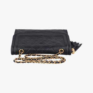 Pre-owned Chanel Matelasse fringe Black Lambskin shoulderbag | stylenewstar