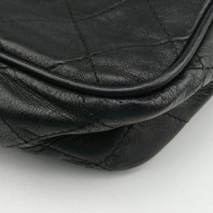 Pre-owned Chanel Matelasse With fringe Black lambskin shoulderbag | stylenewstar