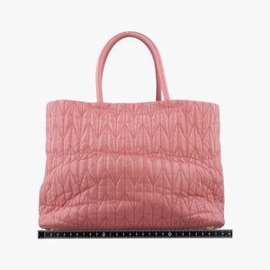 Pre-owned Miu Miu Matelasse Pink Leather shoulderbag | stylenewstar