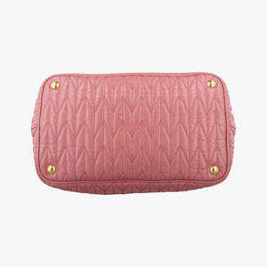 Pre-owned Miu Miu Matelasse Pink Leather shoulderbag | stylenewstar