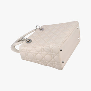 Secondhand Christian Dior Lady Dior Beige lambskin shoulderbag | stylenewstar