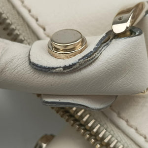 Pre-owned Gucci Abbey BeigexWhite canvas×leather 189831 handbag | stylenewstar