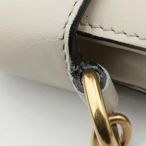 Vintage Gucci Broadway Tiger Head White Leather 453777 shoulderbag | stylenewstar