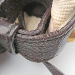 Secondhand Yves Saint Laurent Mombasa White canvas 151211 handbag | stylenewstar