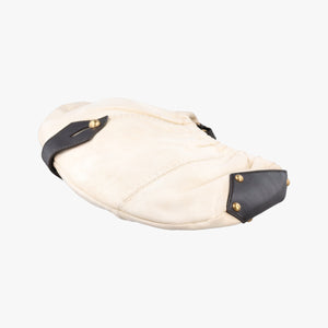 Secondhand Yves Saint Laurent Mombasa White canvas 151211 handbag | stylenewstar