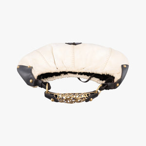 Secondhand Yves Saint Laurent Mombasa White canvas 151211 handbag | stylenewstar