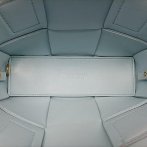 Pre-owned Bottega Veneta THE ARCO Tote Blue lambskin shoulderbag | stylenewstar