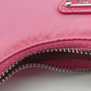 Pre-owned Prada Re-Edition 2005 Nylon Mini Pink nylon 1TT122 shoulderbag | stylenewstar