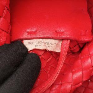 Vintage Bottega Veneta Cabat intrecciato Red lambskin handbag | stylenewstar