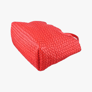 Vintage Bottega Veneta Cabat intrecciato Red lambskin handbag | stylenewstar