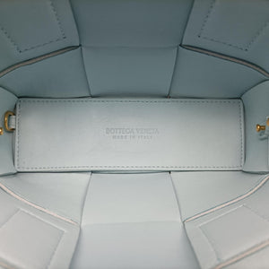 Pre-owned Bottega Veneta THE ARCO Tote Blue lambskin shoulderbag | stylenewstar