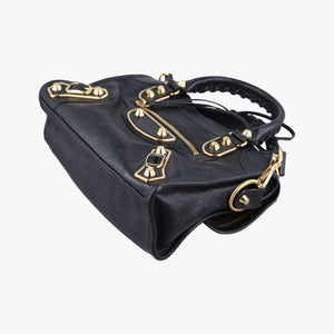 Pre-owned Balenciaga Classic City Black lambskin shoulderbag | stylenewstar