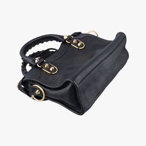 Pre-owned Balenciaga Classic City Black lambskin shoulderbag | stylenewstar