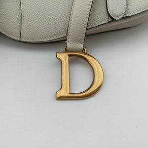 Pre-owned Christian Dior Saddle White Leather handbag | stylenewstar