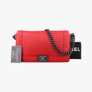 Pre-owned Chanel BOY CHANEL Red Leather A67948 shoulderbag | stylenewstar