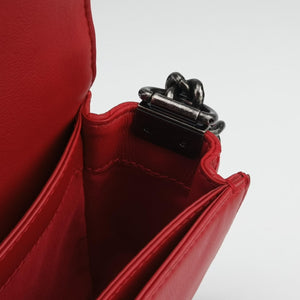 Pre-owned Chanel BOY CHANEL Red Leather A67948 shoulderbag | stylenewstar