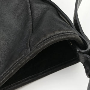 Pre-owned Yves Saint Laurent Mombasa Black Leather 95363 shoulderbag | stylenewstar