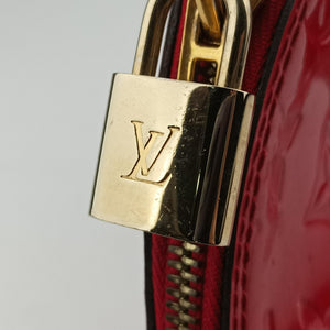 Pre-owned Louis Vuitton Alma PM pomme d'amour Vernis M90096 handbag | stylenewstar