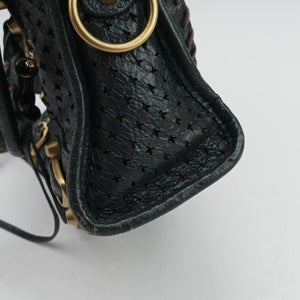 Pre-owned Balenciaga Classic City Grey lambskin shoulderbag | stylenewstar