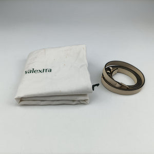 Pre-owned Valextra Iside White × Black Leather shoulderbag | stylenewstar