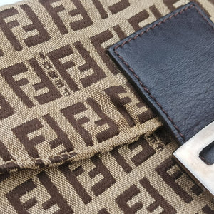 Pre-owned Fendi Zucchino Baguette Beige ×Brown Canvas×Leather 8BR002 handbag | stylenewstar