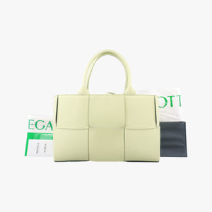 Pre-owned Bottega Veneta THE ARCO Tote Green lambskin handbag | stylenewstar