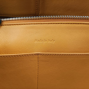 Pre-owned Celine Trifold Yellow Leather 178883 handbag | stylenewstar