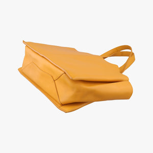 Pre-owned Celine Trifold Yellow Leather 178883 handbag | stylenewstar