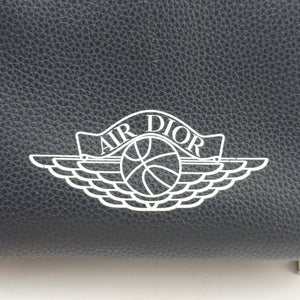 Pre-owned Christian Dior Air Jordan Wings Messenger Blue Leather 2NIBC119YWD shoulderbag | stylenewstar