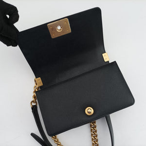 Vintage Chanel BOY CHANEL Black caviar skin A67085 shoulderbag | stylenewstar