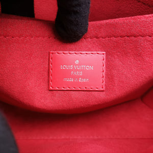 Secondhand Louis Vuitton SAINT MICHEL brown×COQUELICOT Monogram Canvas×calf leather M44031 shoulderbag | stylenewstar