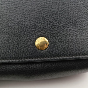 Secondhand Burberry Hackberry Black Leather shoulderbag | stylenewstar